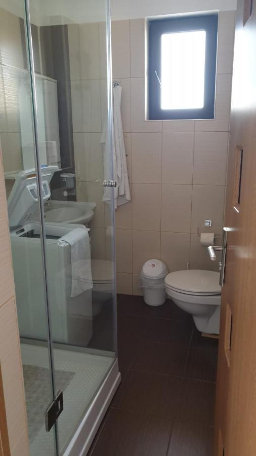 Apartament Lulu Mamaia Nord, 3 Minute De Plaja นาโวดาริ ภายนอก รูปภาพ