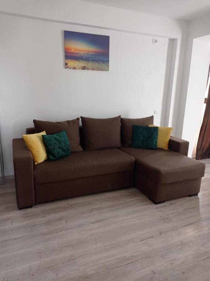 Apartament Lulu Mamaia Nord, 3 Minute De Plaja นาโวดาริ ภายนอก รูปภาพ
